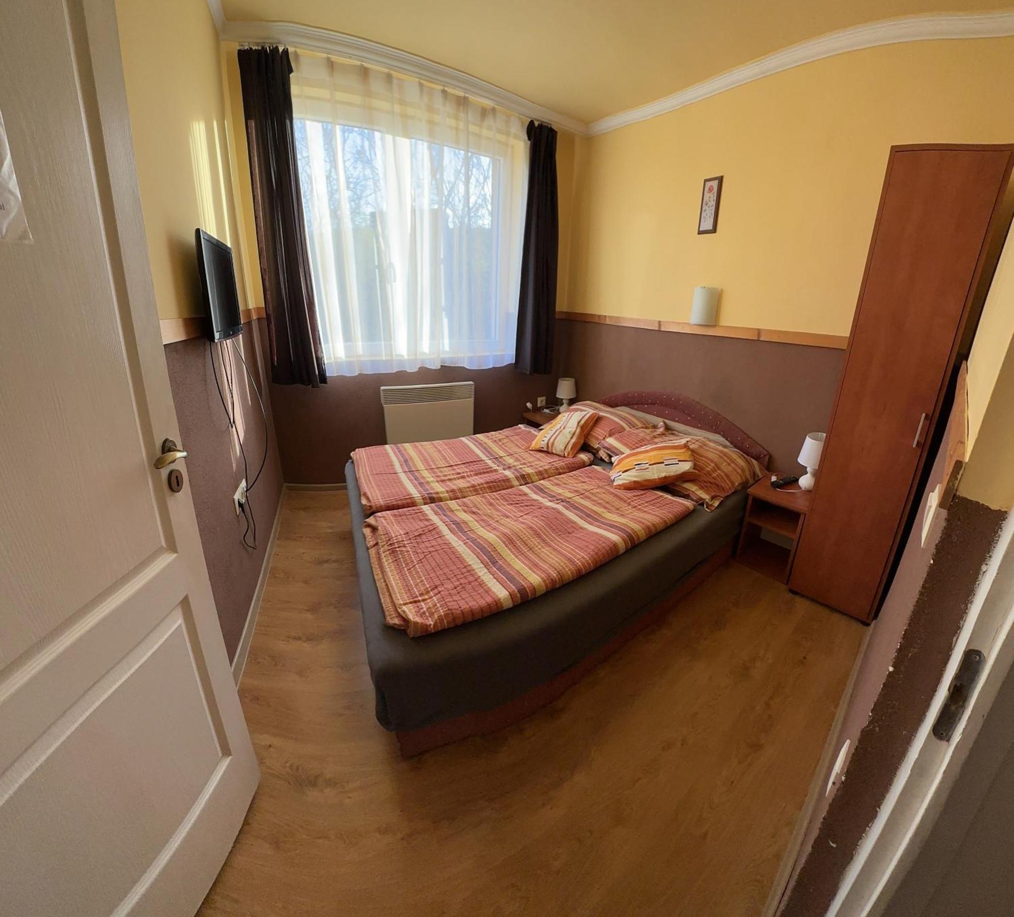 Aranyeső Apartman Hajduszoboszlo Bagian luar foto
